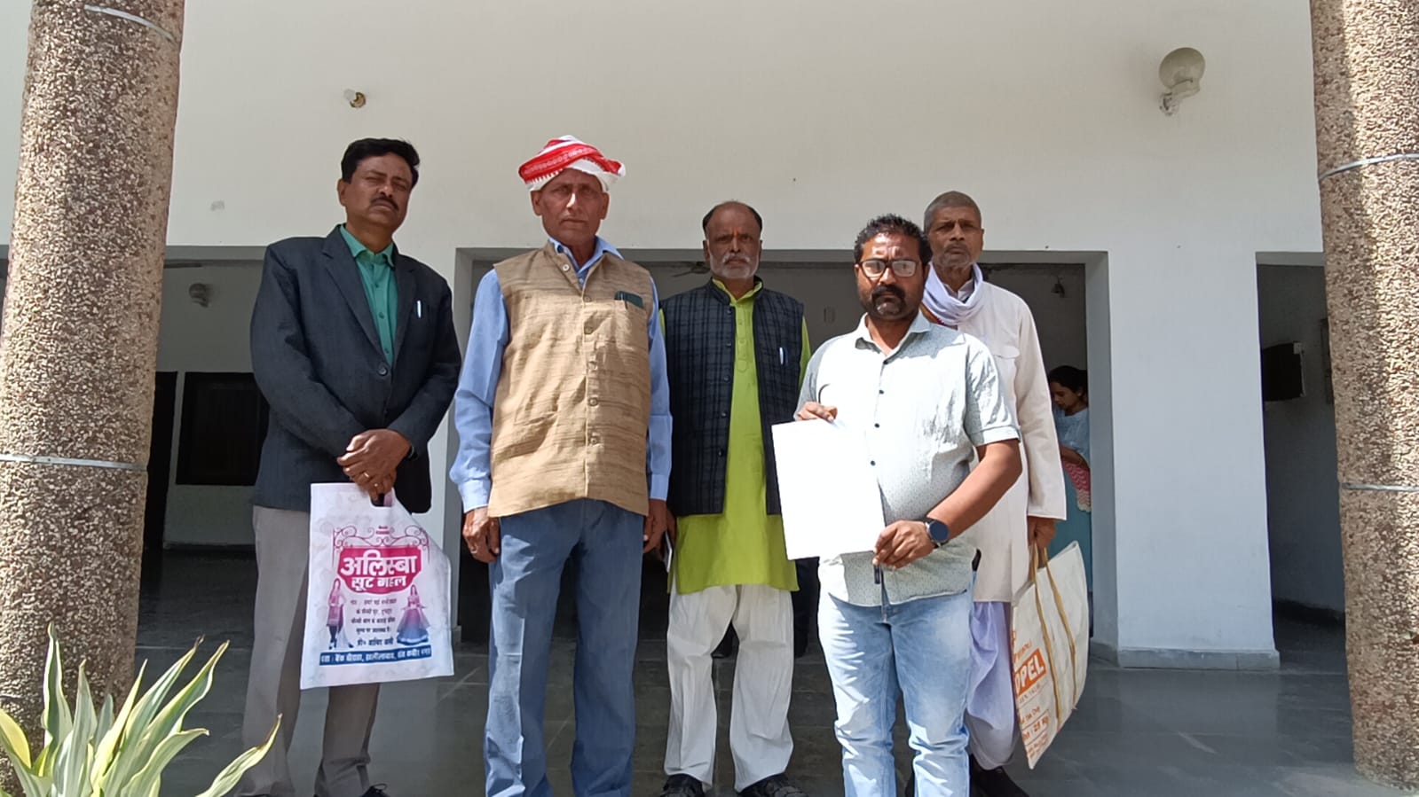 बखिरा झील के तट पर मुक्ति धाम बनवाने की उठी मांग !