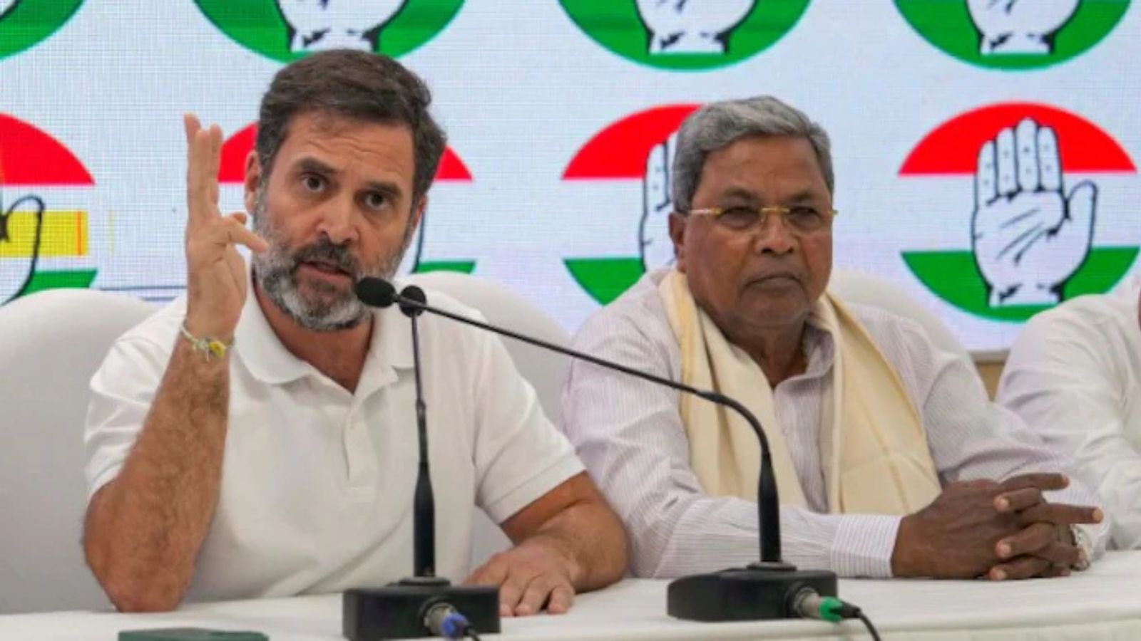 कर्नाटक में सरकारी ठेकों में भी मुस्लिमों को मिलेगा आरक्षण, कॉन्ग्रेस सरकार ने 4% कोटा पर लगाई मुहर: कानून में करेगी बदलाव, BJP ने संविधान पर हमला बताया