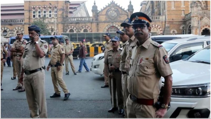 मुंबई को फिर दहलाने की धमकी: ईमेल भेज कर दिया 48 घंटे का अल्टीमेटम, कहा- बम विस्फोट को रोक सको तो रोक लो
