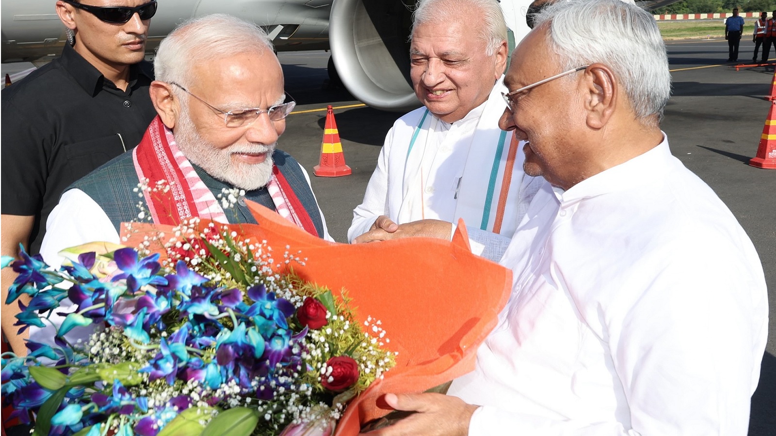 उच्च जातियों के विकास के लिए बिहार की NDA सरकार ने बनाया सवर्ण आयोग, BJP नेता महाचंद्र सिंह को बनाया अध्यक्ष: शैलेंद्र कुमार होंगे ST आयोग के अध्यक्ष