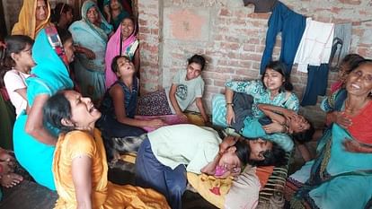 पोल्ट्री फार्म संचालक को मारा पीटा , जबरन पिलाया जहर जिससे हुई मौत