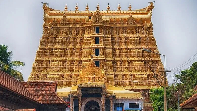 क्या होता है महा कुंभाभिषेक, केरल के श्री पद्मनाभस्वामी मंदिर में 270 साल बाद क्यों हुआ यह दिव्य अनुष्ठान: जानिए सब कुछ