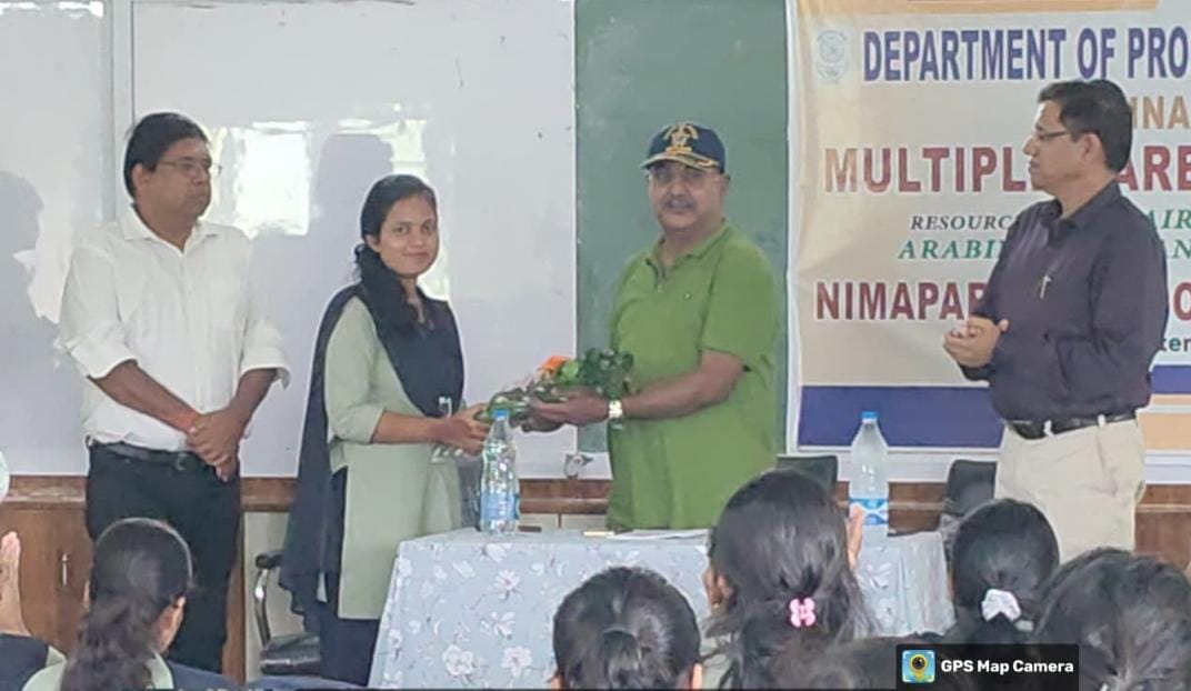 ग्रीन पेटल्स ट्रस्ट द्वारा निम्पाड़ा कॉलेज में करियर परामर्श सत्र