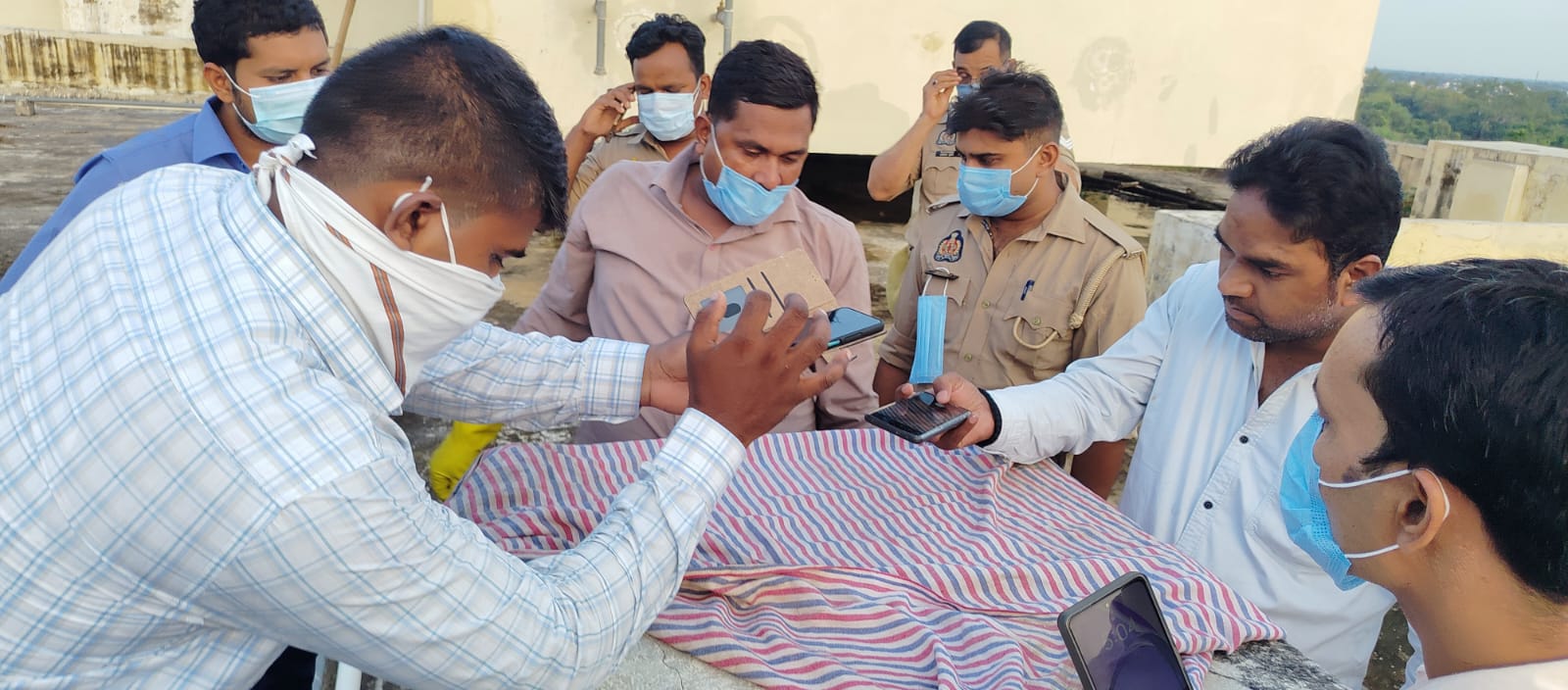 देवरिया मेडिकल कॉलेज में सनसनीखेज़ घटना: पानी की टंकी में मिला अज्ञात शव